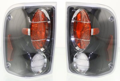 Bolton Premiere Tail Light