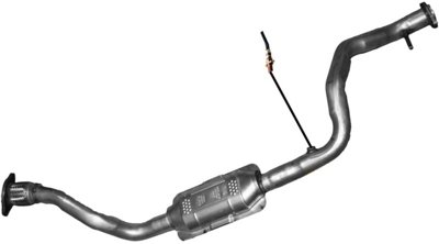 Benchmark BEN20180 Catalytic Converter - Traditional Converter, 48-State Legal (Cannot Ship to CA or NY), Direct Fit
