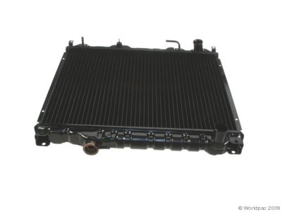 2001-2004 Chevrolet Tracker Radiator CSF Chevrolet Radiator W0133-1644944 01 02 03 04