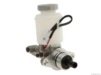 AISIN Brake Master Cylinder