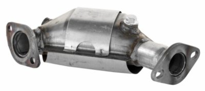 Walker WK16089 Ultra Catalytic Converter - Traditional Converter, 48-State Legal (Cannot Ship to CA or NY), Direct Fit